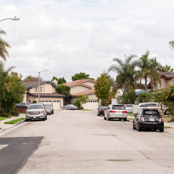 Hollyglen, Hawthorne CA Neighborhood Guide Trulia