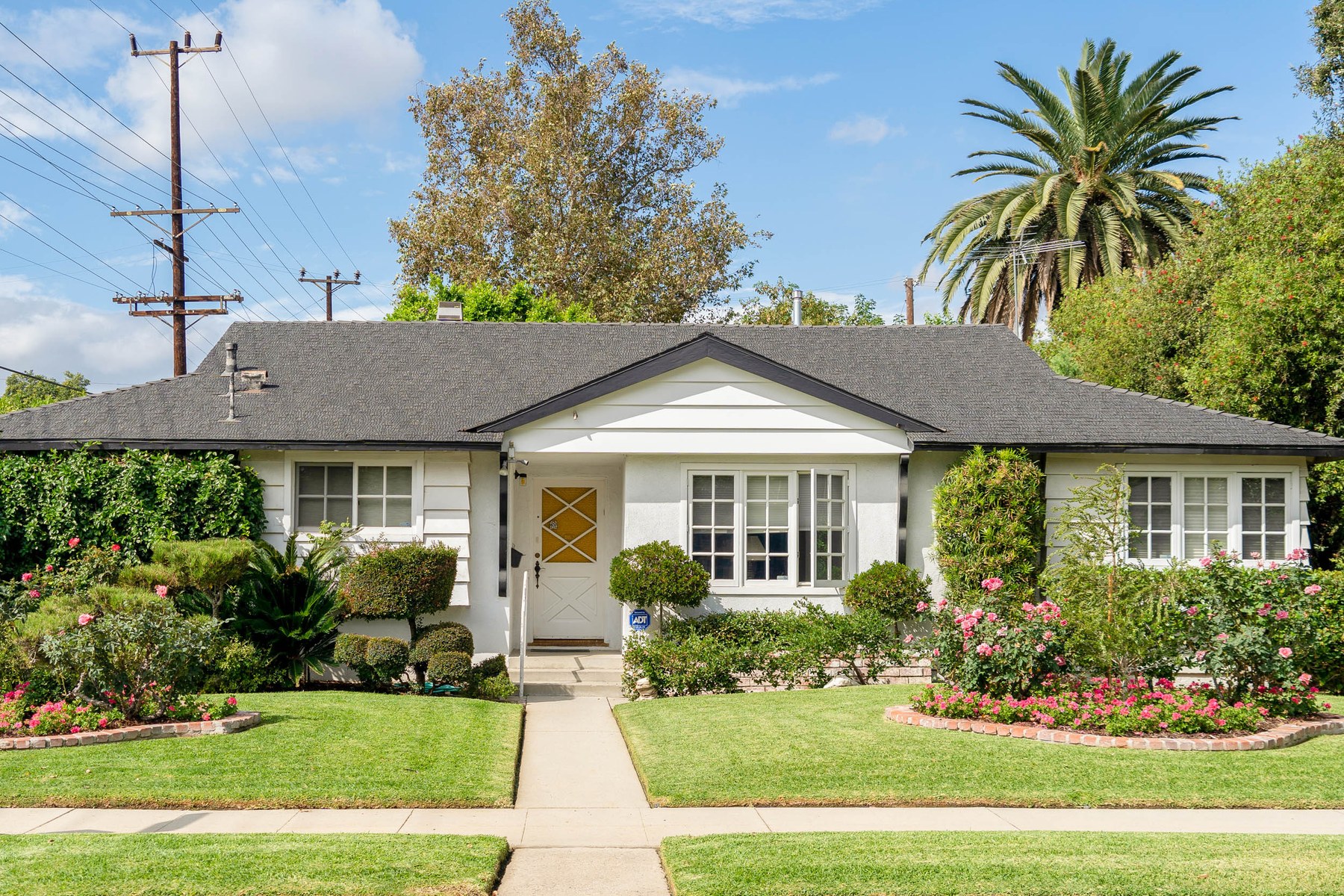 North Hills, Los Angeles CA Neighborhood Guide Trulia