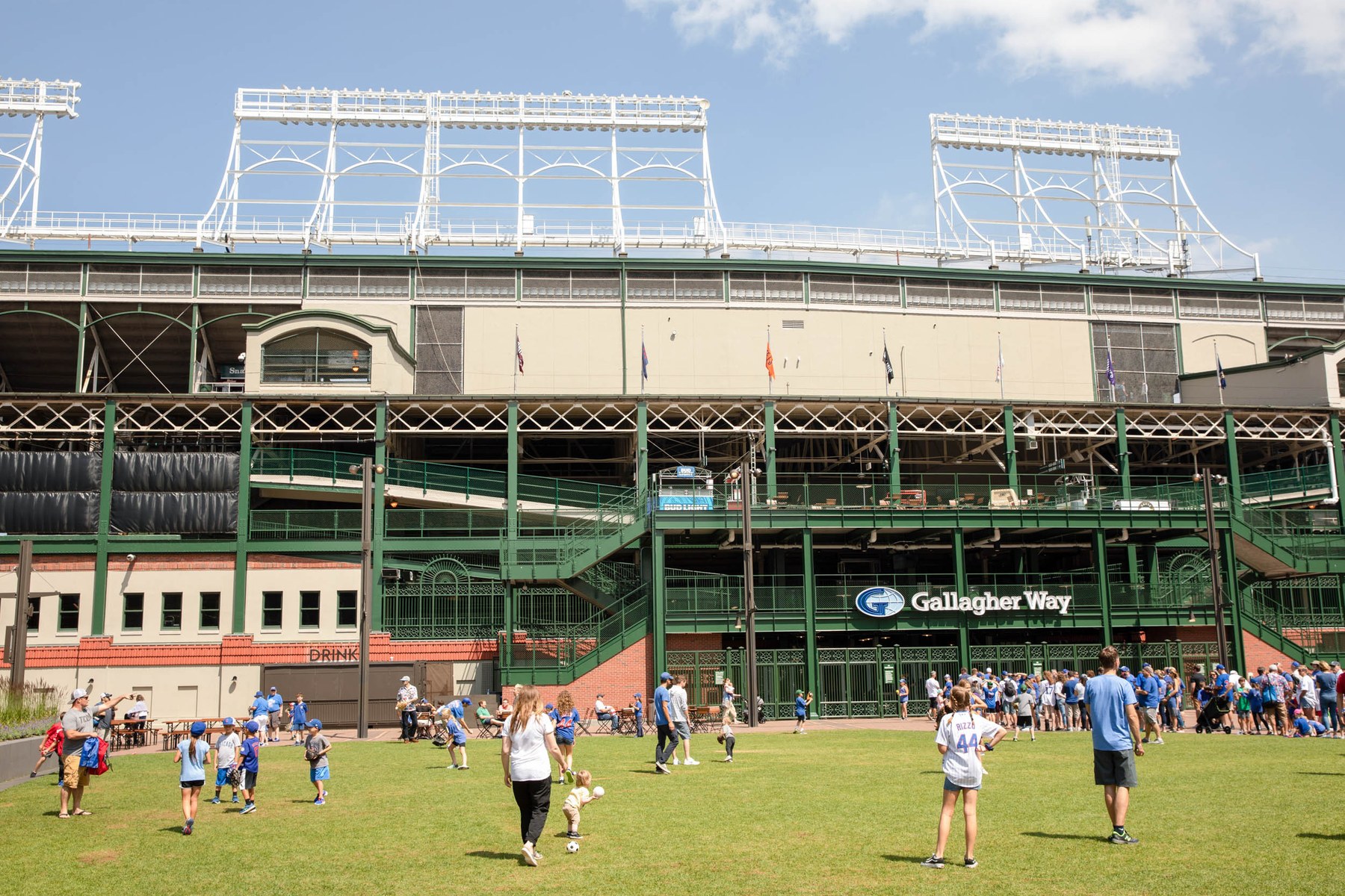 Wrigleyville, Chicago IL Neighborhood Guide Trulia