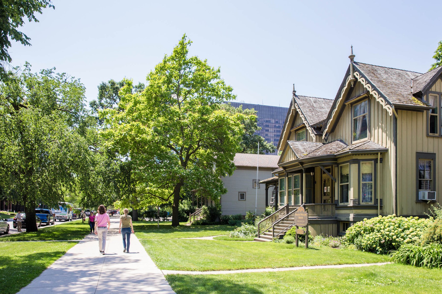 Downtown, Evanston IL Neighborhood Guide Trulia